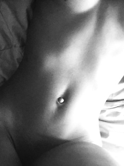 Selfie di una super figona mulatta