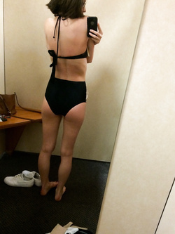 Autoscatti amatoriali sexy di una 18 enne