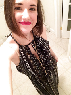 Autoscatti amatoriali sexy di una 18 enne