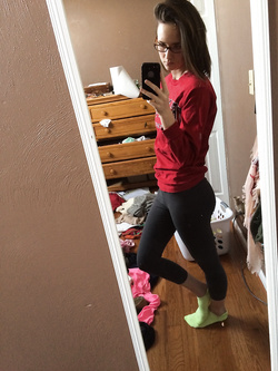 Autoscatti amatoriali sexy di una 18 enne