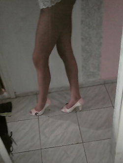 Foto di una troietta genovese figa