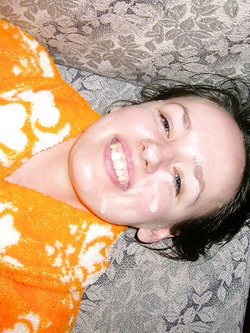 Foto biondina col culo rotto