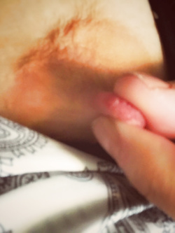 strizza capezzoli Parte 2