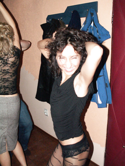 La troia Martina a casa di miei amici