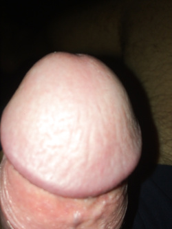 Qualcuna ke me lo attizzare