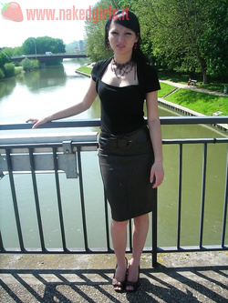 TEEN COUPLE HAVE FUN !!