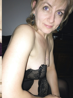 Carmen Polish hairy slut mum spreading wide open