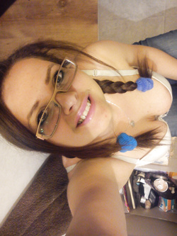 Iza 30 yo Polish hairy wife web whore