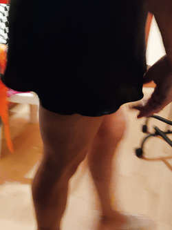 Signora Giulia 63 anni in spiaggia, in casa x strada