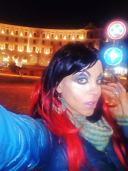 VENERDI SBORRA IN CULO