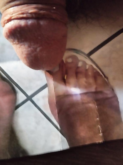 moglie diana cazzo sulle sue scarpe