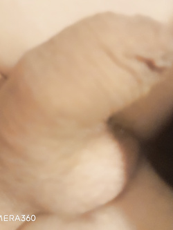 Pisellino piccolo in mostra per donne mature