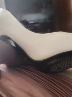 Oggi elegante per le comunioni...ma sotto sempre troia!!!❤️