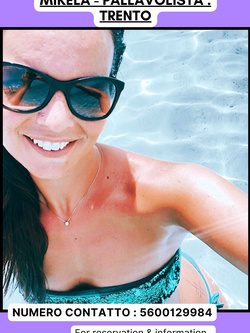 ESIBIZIONI DI PORCHE QUALUNQUE