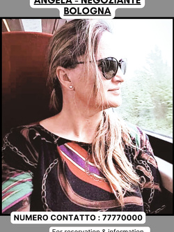 ESIBIZIONI DI PORCHE QUALUNQUE