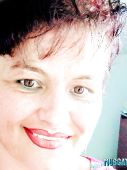 MUSGAT - BADANTE ESIBIZIONISTA SENZA FRENI