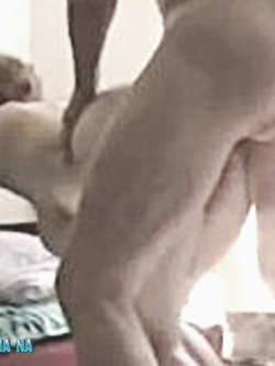 MUSGAT - BADANTE ESIBIZIONISTA SENZA FRENI